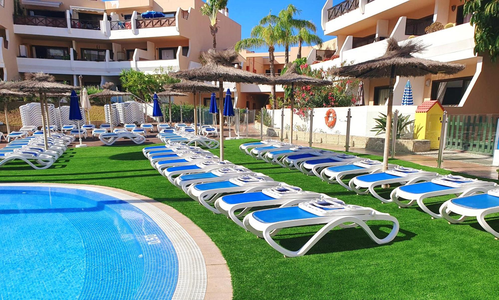 Apartment Spacious With Private Garden In Tenerife South
